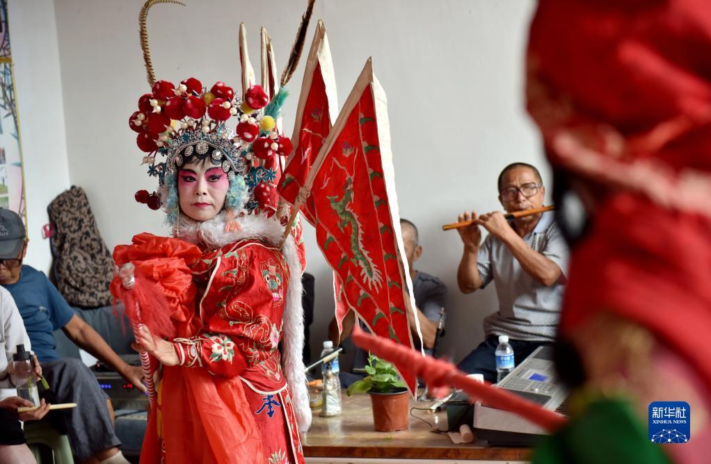 缅甸银钻娱乐下载